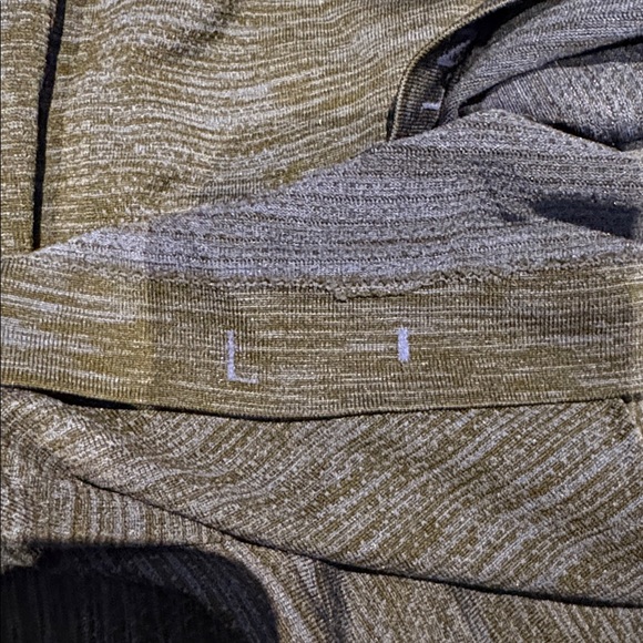 Lululemon Metal Vent Tech Long Sleeve - Picture 5 of 5